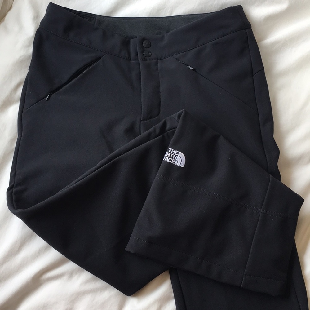 The North Face Snow Pants ❄️